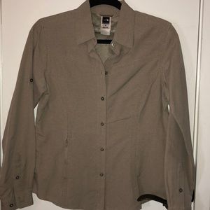 The North Face women’s size S/P button down shirt